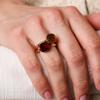 Ring · Bigli MINI SWEETY · met granaat en parelmoer (Garnet Love)