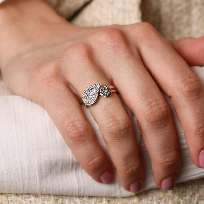 Ring · Bigli MINI LEAVES · met diamant