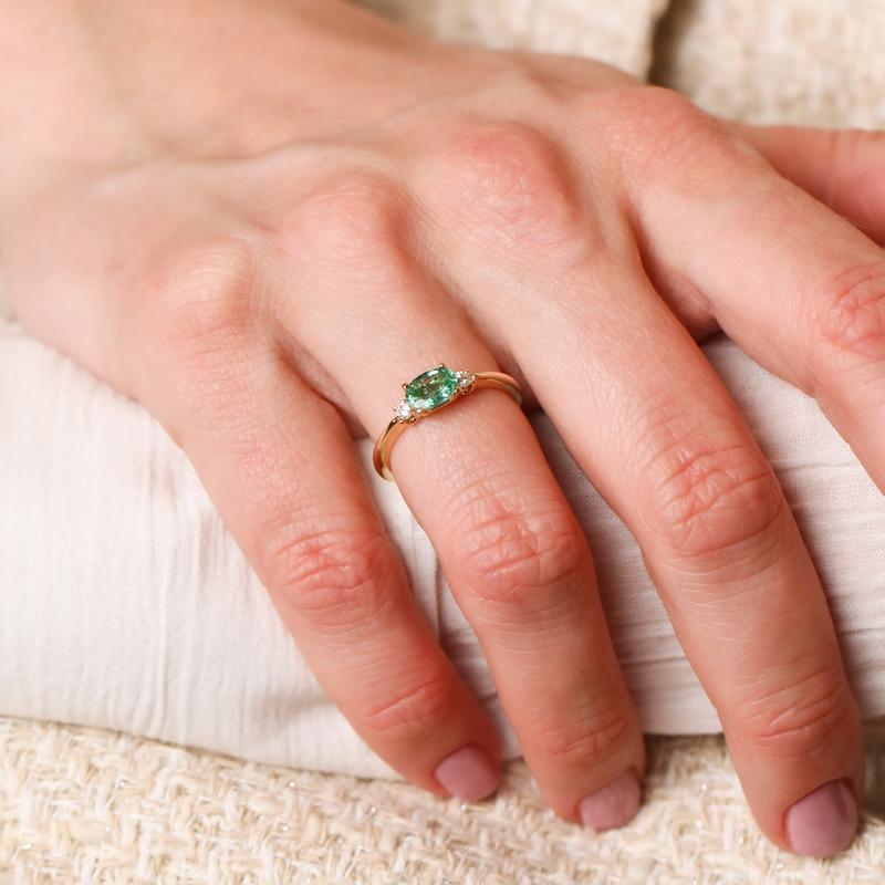 Ring · Vander Avort COLOURFUL · met smaragd en diamant